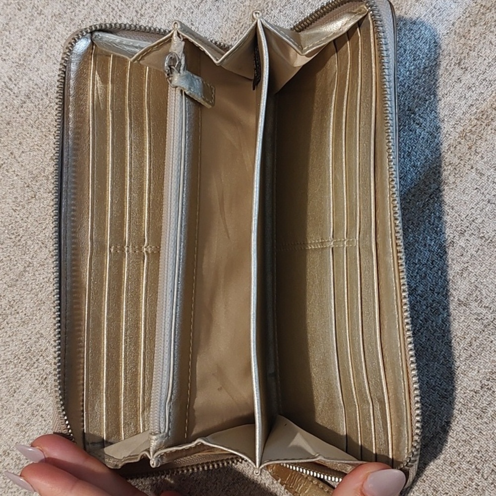 Coach Gold Patent Leather Wallet•Used•Color Transfer•Zippy Wallet - Picture 6 of 9